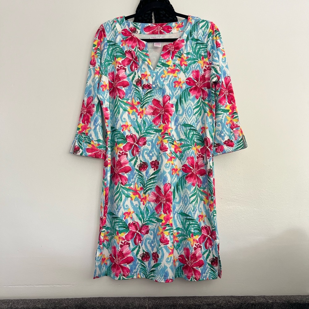 Floral Print V-Neck Shift Dress in Multicolor
